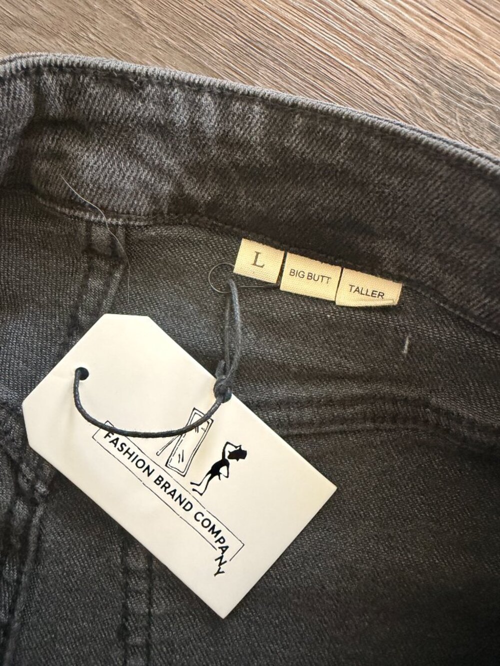 Fashion Brand Company - NWT Black Denim Tall Jeans, Curvy Fit - Sz L - Picture 6 of 8